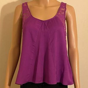 Iris Basic Sleeveless Summer Blouse